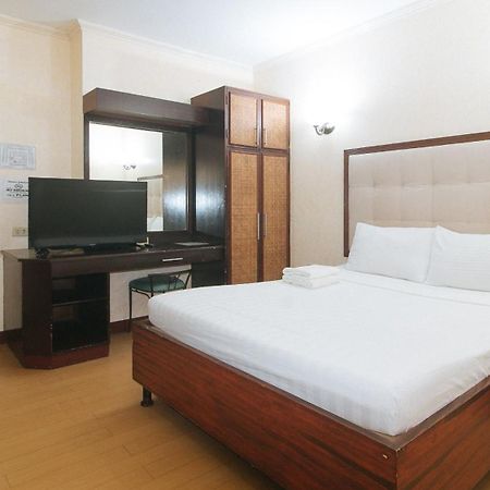 Bliss Hotel Dau Mabalacat Εξωτερικό φωτογραφία