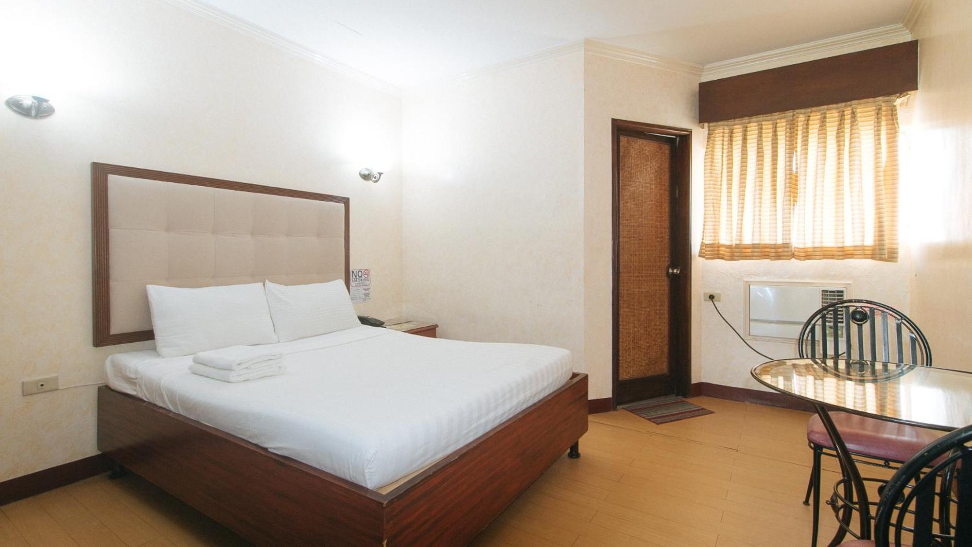 Bliss Hotel Dau Mabalacat Εξωτερικό φωτογραφία