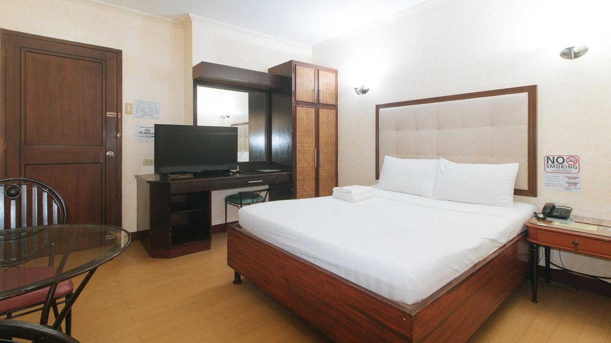 Bliss Hotel Dau Mabalacat Εξωτερικό φωτογραφία