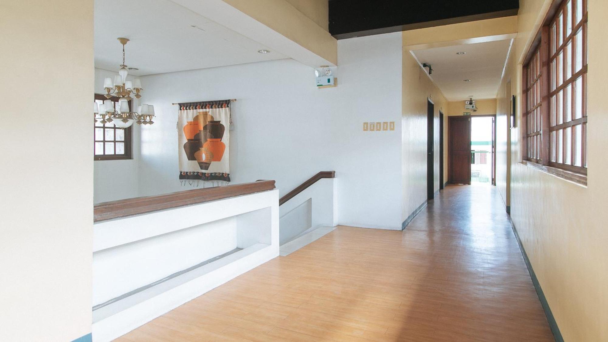 Bliss Hotel Dau Mabalacat Εξωτερικό φωτογραφία