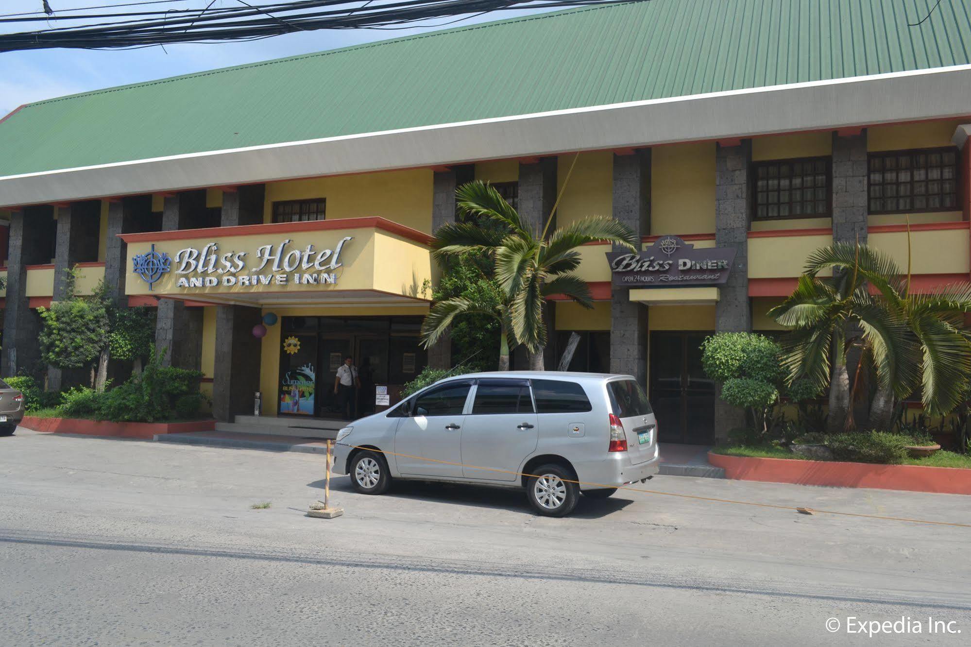 Bliss Hotel Dau Mabalacat Εξωτερικό φωτογραφία