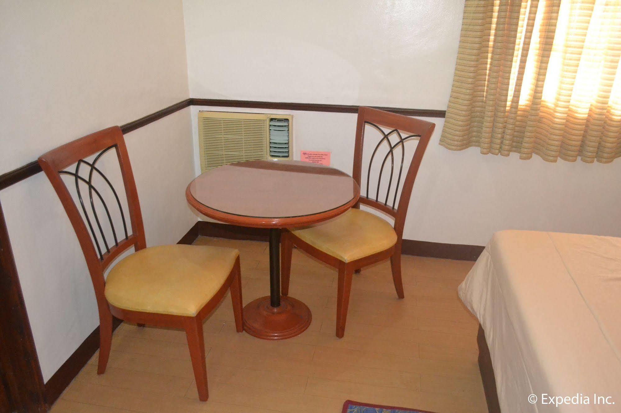 Bliss Hotel Dau Mabalacat Εξωτερικό φωτογραφία