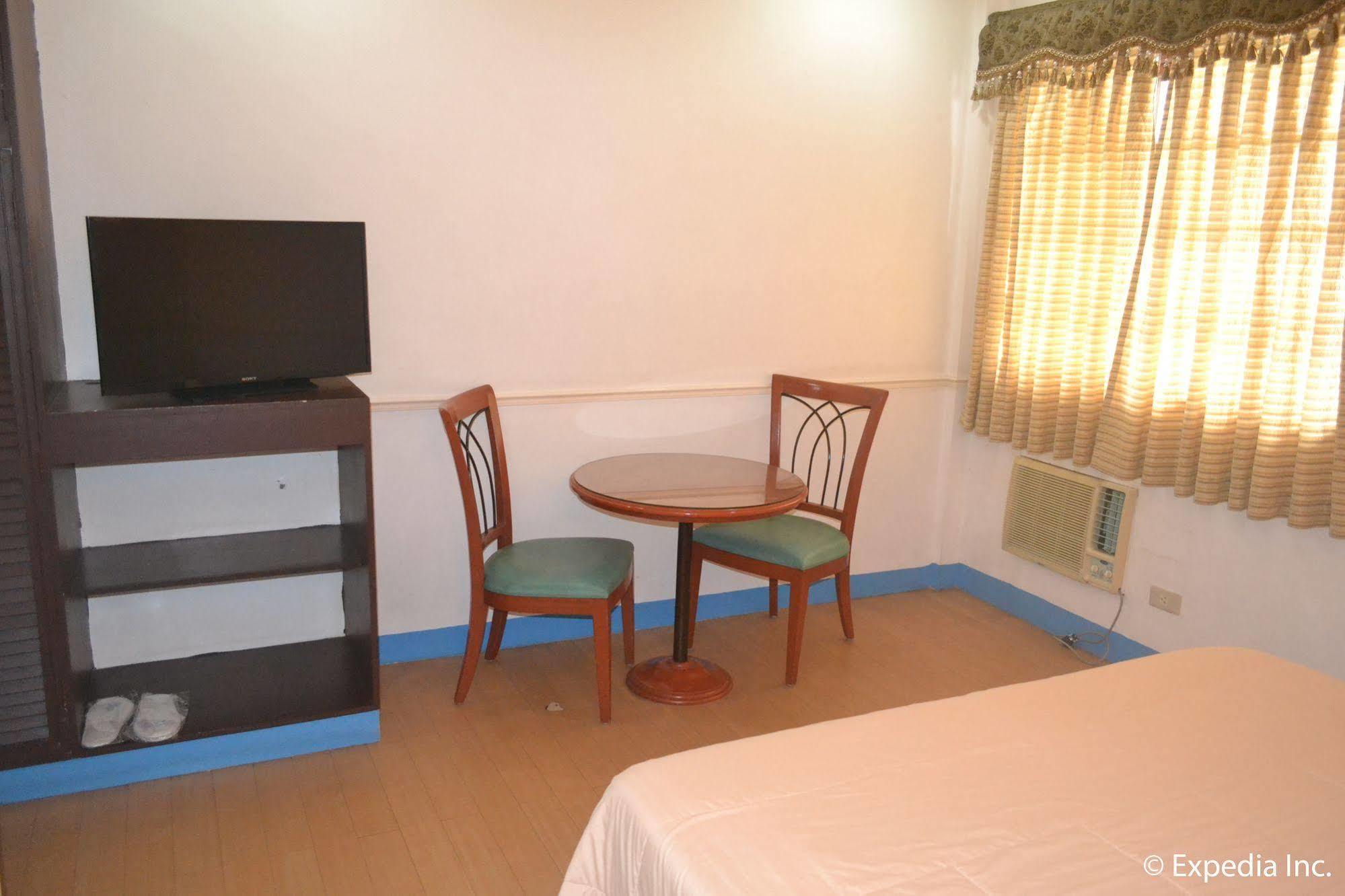 Bliss Hotel Dau Mabalacat Εξωτερικό φωτογραφία
