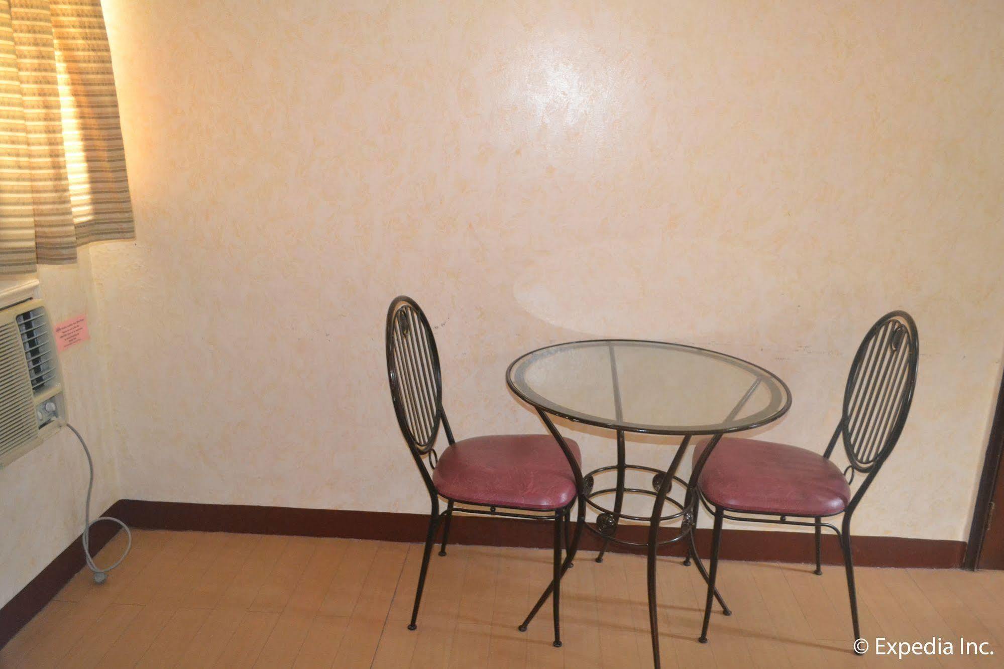 Bliss Hotel Dau Mabalacat Εξωτερικό φωτογραφία