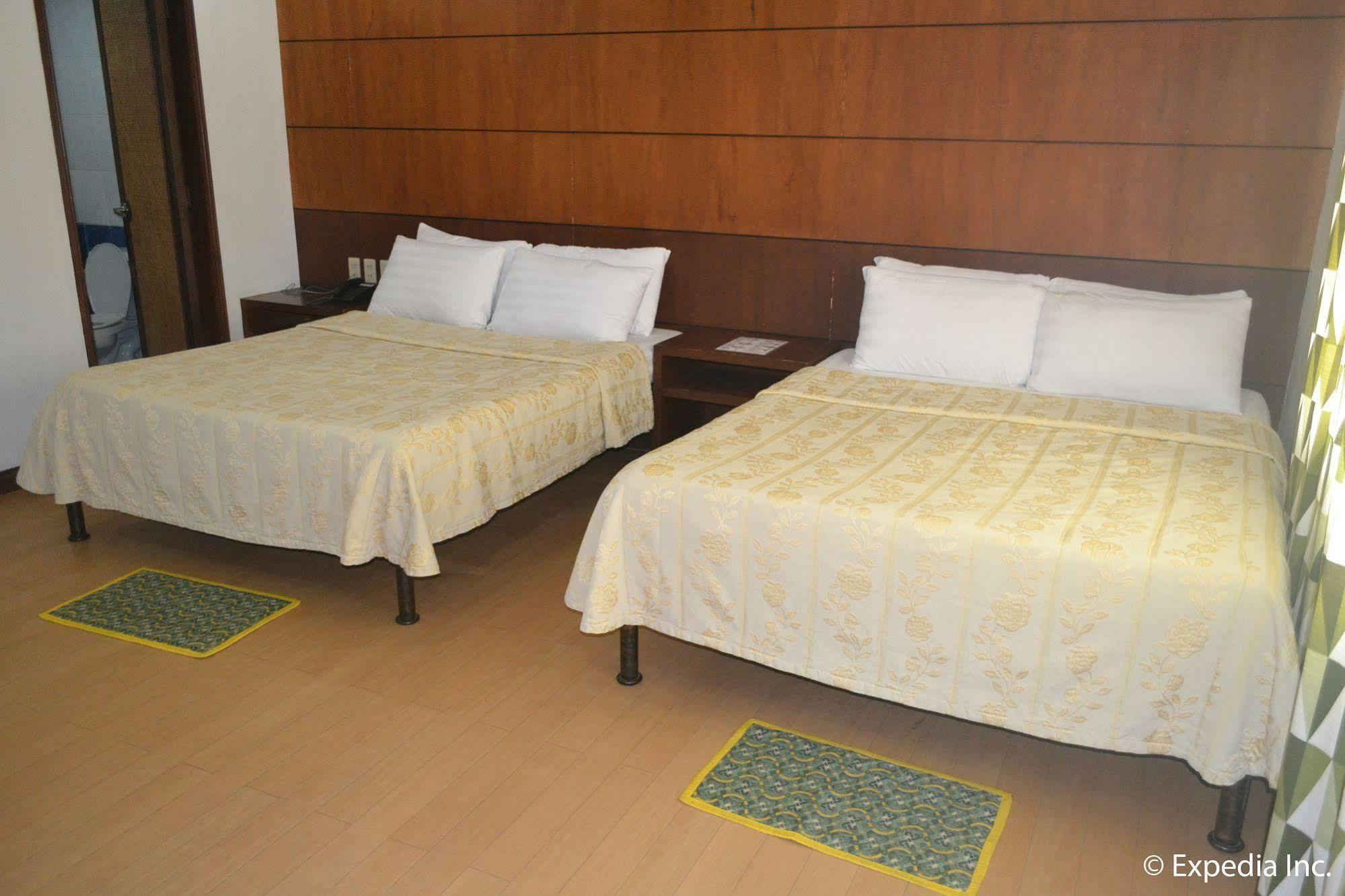 Bliss Hotel Dau Mabalacat Εξωτερικό φωτογραφία