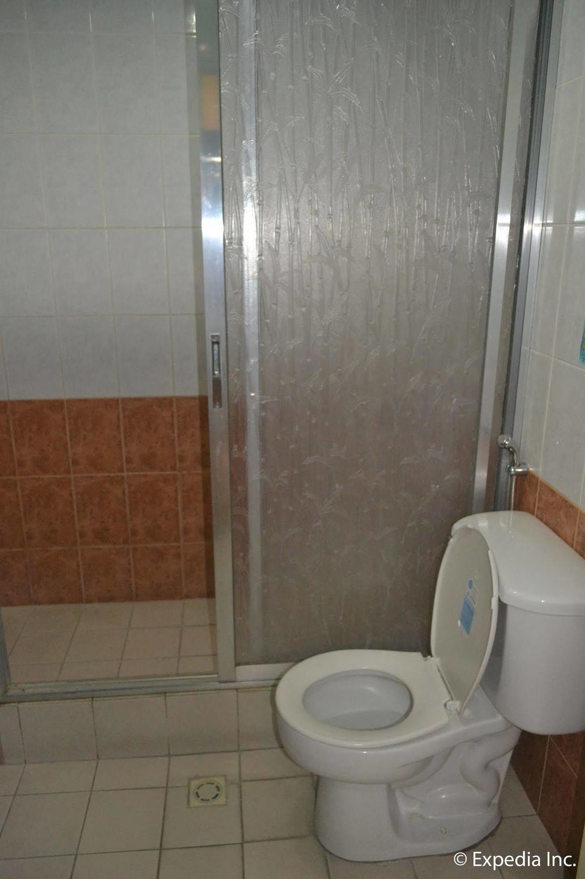 Bliss Hotel Dau Mabalacat Εξωτερικό φωτογραφία