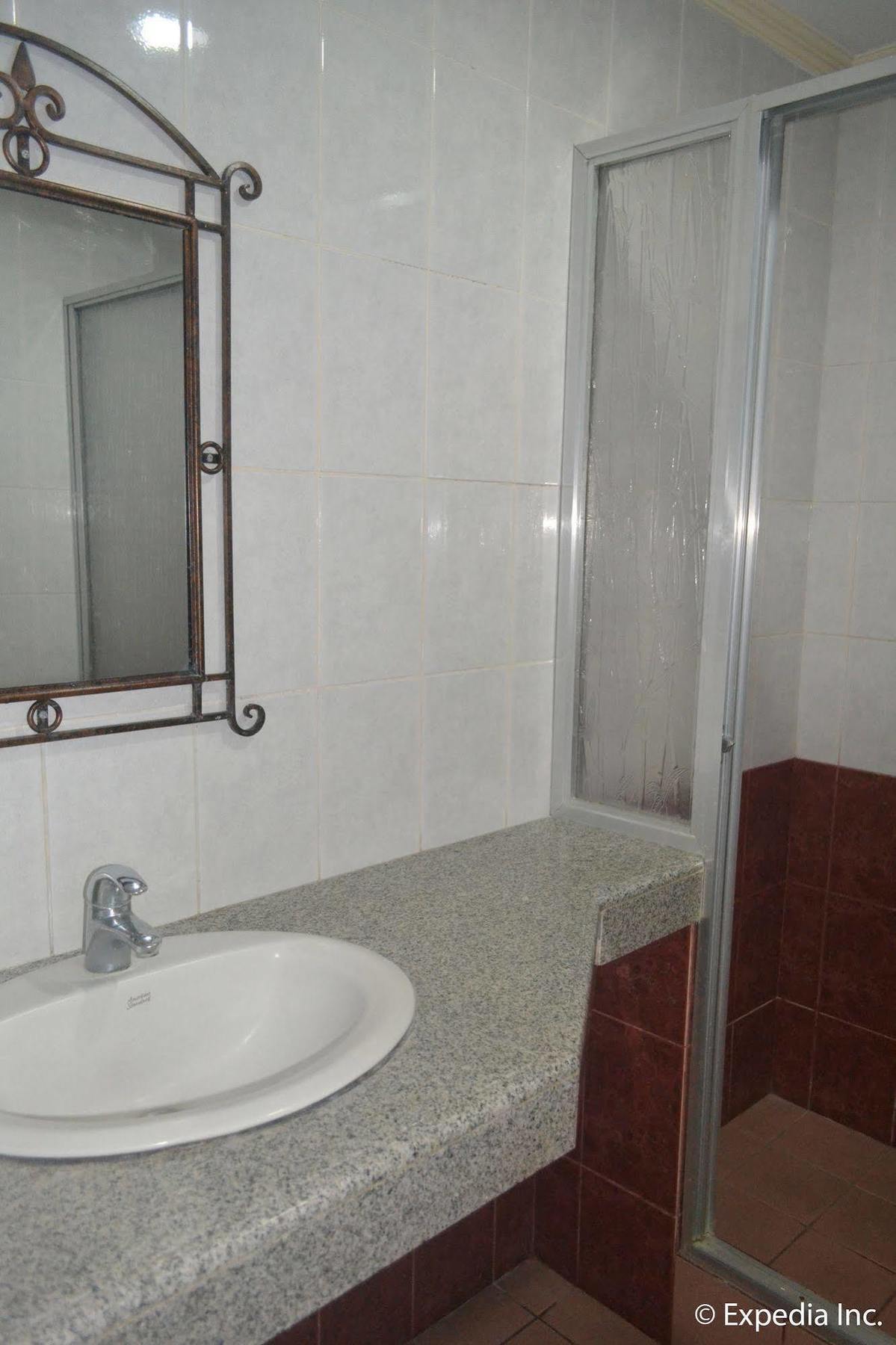 Bliss Hotel Dau Mabalacat Εξωτερικό φωτογραφία